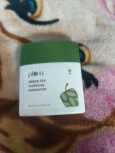 Plum Green Tea Mattifying Moisturiser