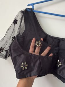 Pretty Backless Blouse