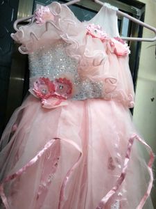 Pink Flower Girl Dress gown my daughter size issue