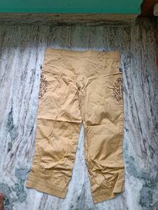 Zola 3/4 Pants