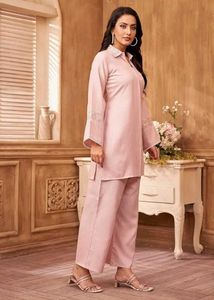 Elegant Pink Embroidered Kurta Set