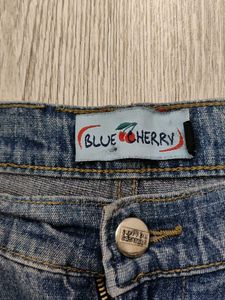 Sc9482 Blue Cherry Capri Jeans Waist 30