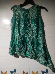 Sleeveless Top