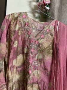 Pink &amp; Gold Embroidered Kurti