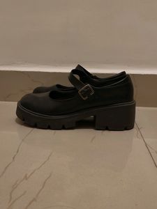 Wedged Loafers Black