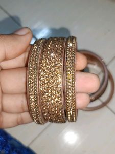 Sparkling Gold Bangle Set