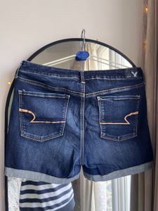 AMERICAN EAGLE OUTFITTERS Shorts