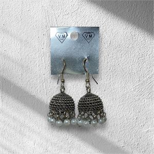 Silver Jhumka Earrings with beads