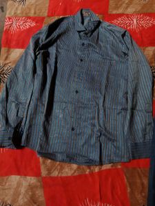 chek shirt and blue pant