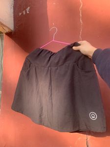 BLACK Sports Skirt