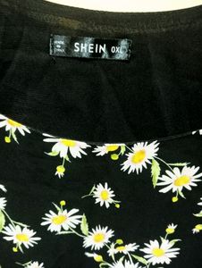 SHEIN Black Trendy Top