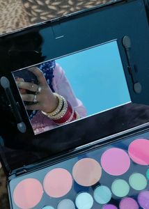 Eyeshadow Palette