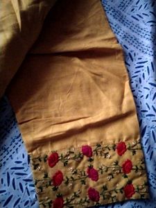 kurti set with saree