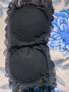 Black Lace Strapless Bra