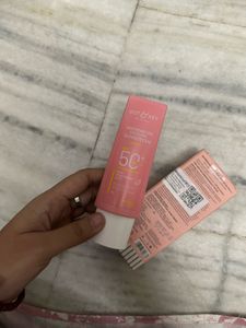 Dot & Key Sunscreen SPF 50