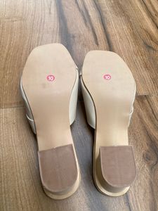 Elegant Nude Cross-Strap Block Heels
