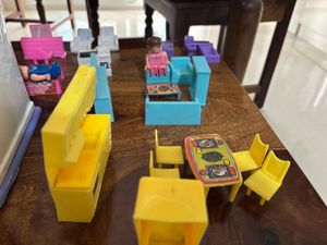Dollhouse Playset
