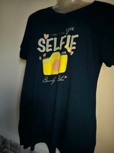 🎁Buy 1, Get 1 Free🎁Cute Graphic Tee Size M/ L