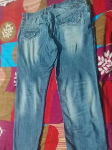 jeans