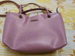 Elegant Sreeleathers Handbag