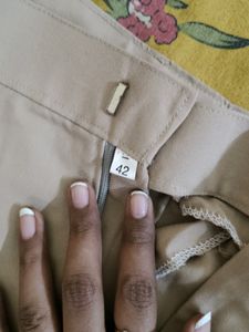 BEIGE 42 SIZE PANT....good For Fomals