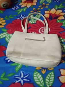 Hand Bag Good Condition