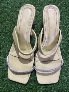 Yellow Stone Heels