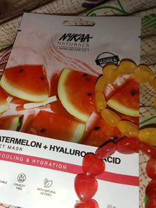 Hyaluronic Sheet Mask With Bracelets