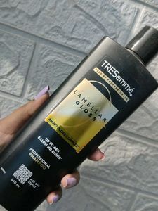 Tresemme Lamellar Gloss Shampoo