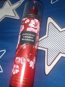 BRAND NEW SEALED BATH AND BODY WORKS CHERRY BLOSSO