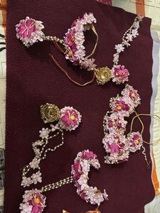Floral Jewellery Set