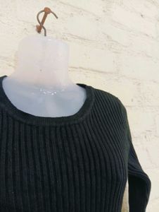 Elegant Black Knit Dress