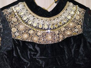 Black Full Sleeve Velvet Blouse (Women&#39;s)