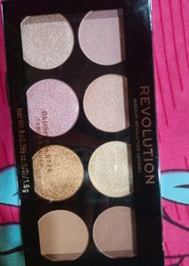 Makeup Revolution London✔️