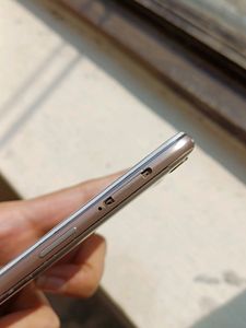 Oppo F3 With Charging Wire (NOT ADAPTER)