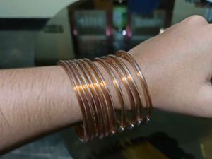 Brown Glass Bangle Set