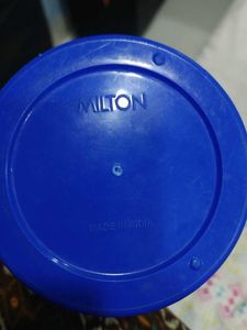 Milton Lunch Box