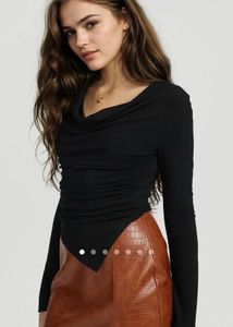 Elegant Black Long Sleeve Top