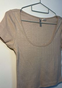 Ribbed Crop Top - Casual Style