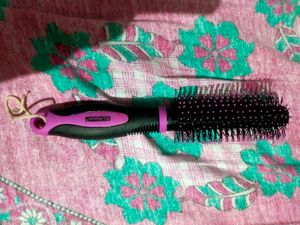 Hair brush