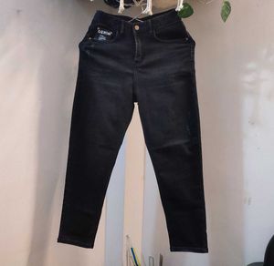 boyfriend fit denim jeans