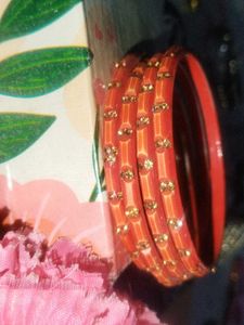 Red &amp; Gold Bangle Set