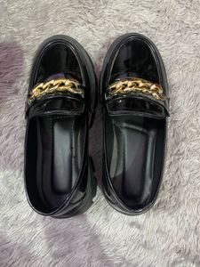 Chain Detail Patent Loafers