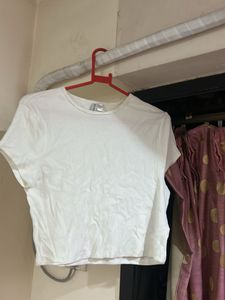 White H&M Basic T-Shirt
