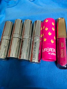 Combo 5 Lipsticks.