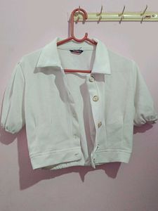 Chic White Cropped Knit Jacket w/ Gold Buttons