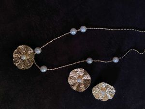 Anti Tarnish Gold Pearl Necklace And Earrings