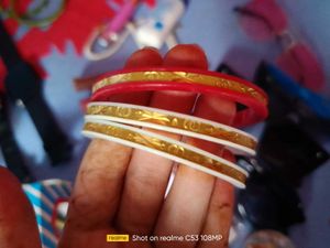 Bengali Style Sakha Pola