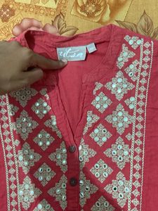 Get 3short Kurti