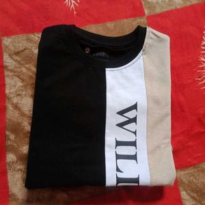 Stylish T-Shirt nikkar set